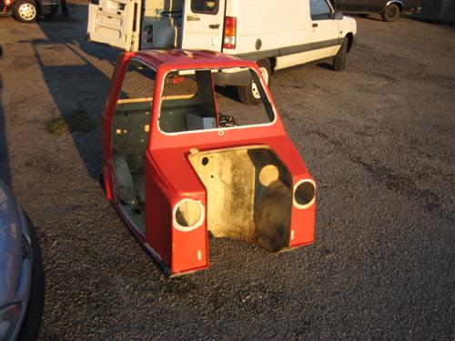 http://sites.internet.lu/folders/Arnault/divers/caisse001.jpg